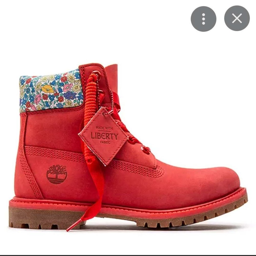 WOMEN'S TIMBERLAND PREMIUM WATERPROOF 6-INCH BOOTS MADE WITH LIBERTY FABRIC